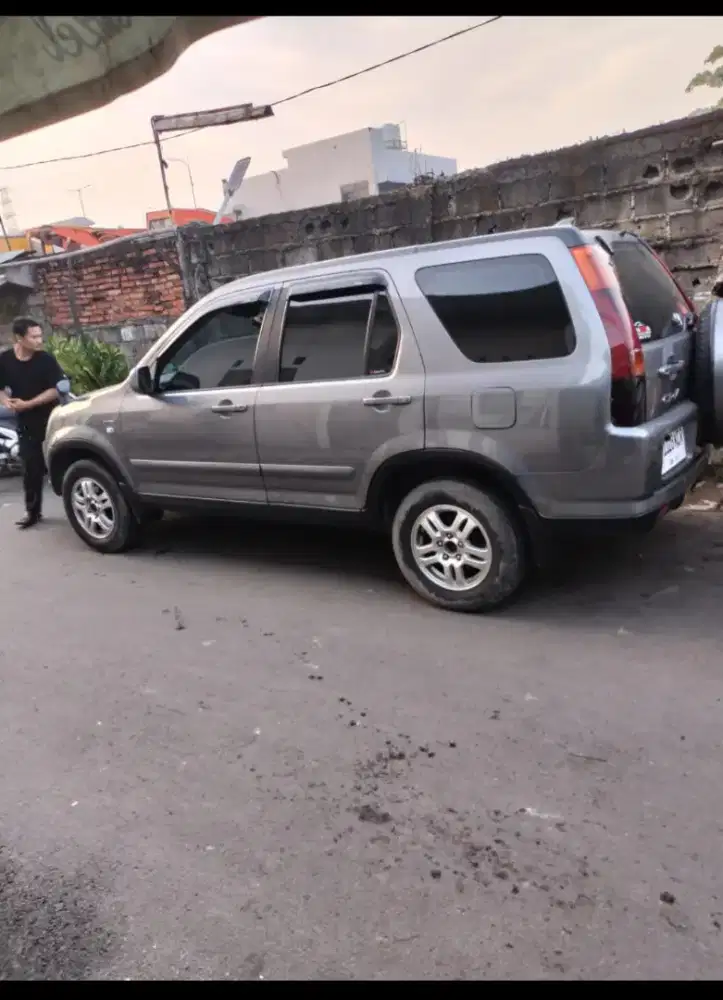 Dijual CRV 2002