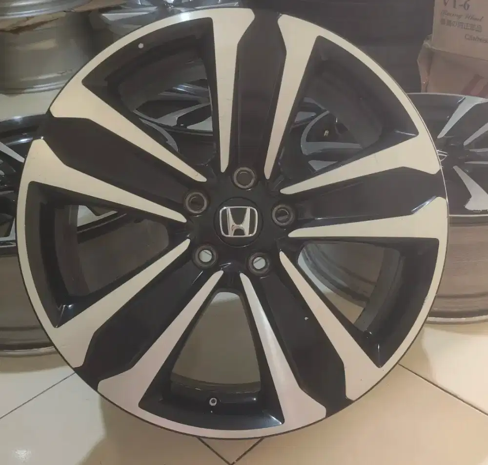For Sale velg CRV Turbo R18 PCD 5x114
