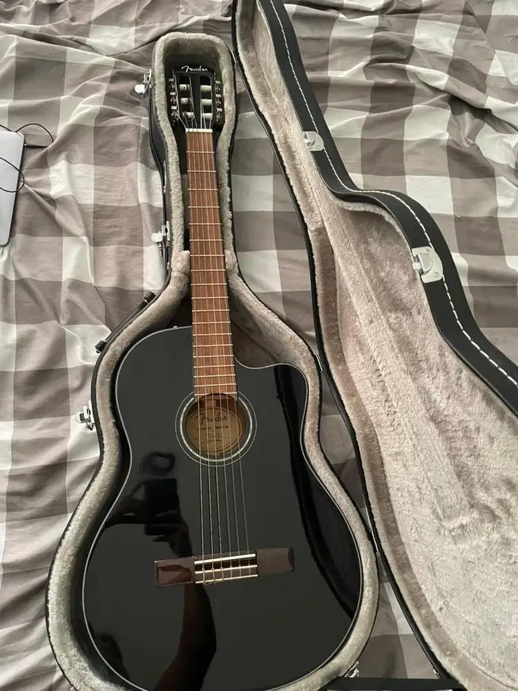 Gitar Original/Asli Fender CN-140sce, Free Hardcase, Mulus tanpa minus