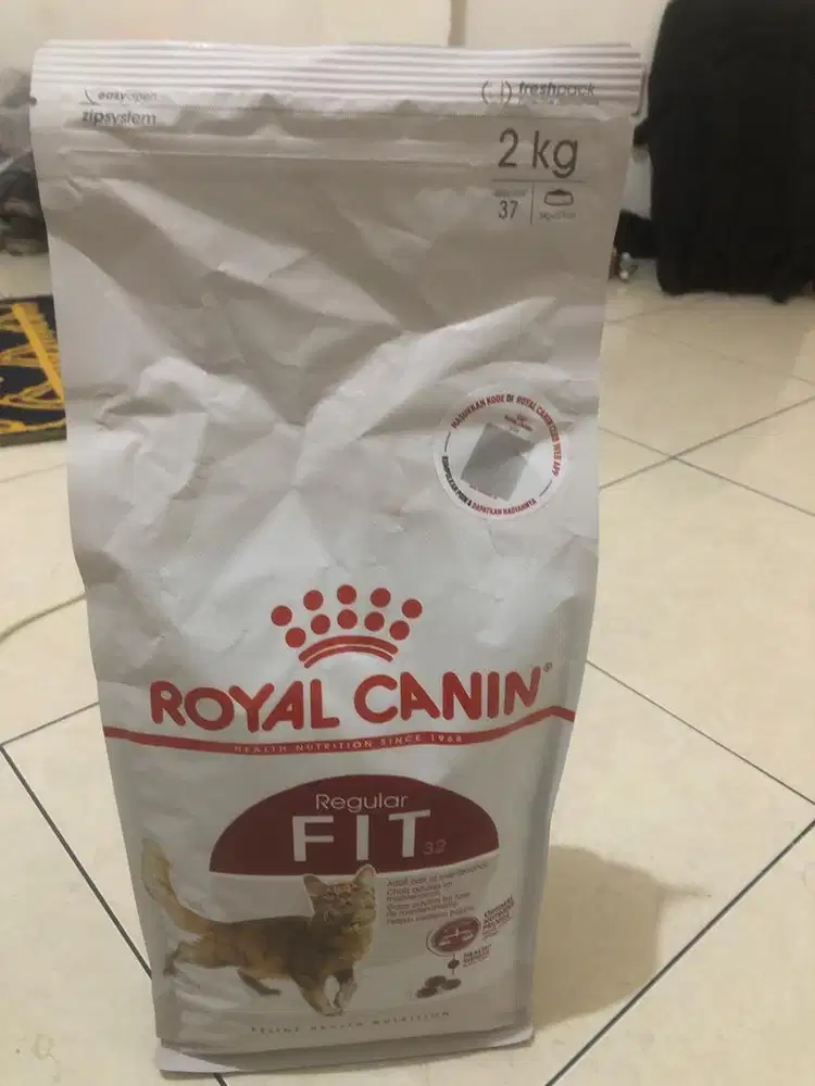 Royal canin regular fit 32 2kg