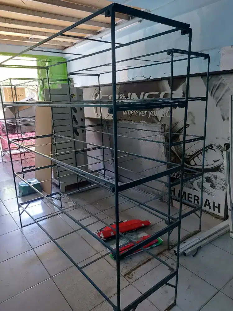 RAK PAJANGAN SEPATU/ BAJU
