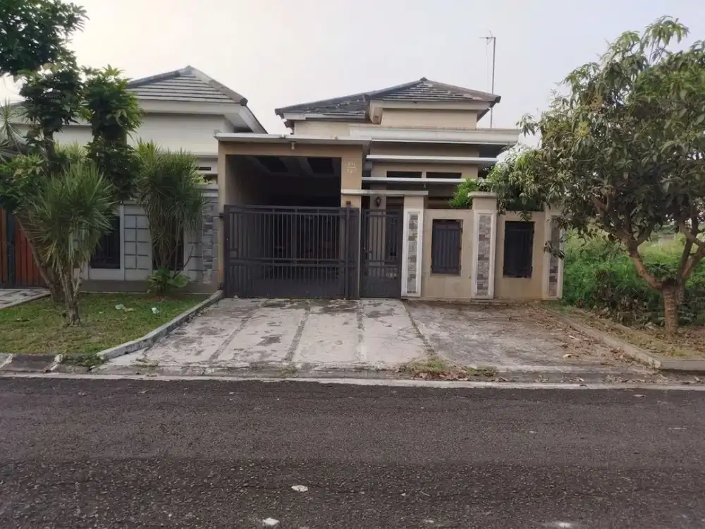 RUMAH MURAH luas 147 Tol dalam perumahan di Grand Wisata Bekasi
