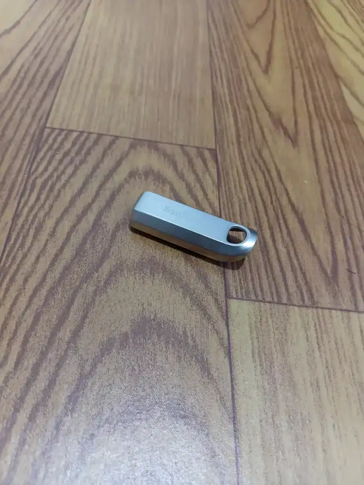 SanDisk Ultra Luxe USB Type-C - 128 gb