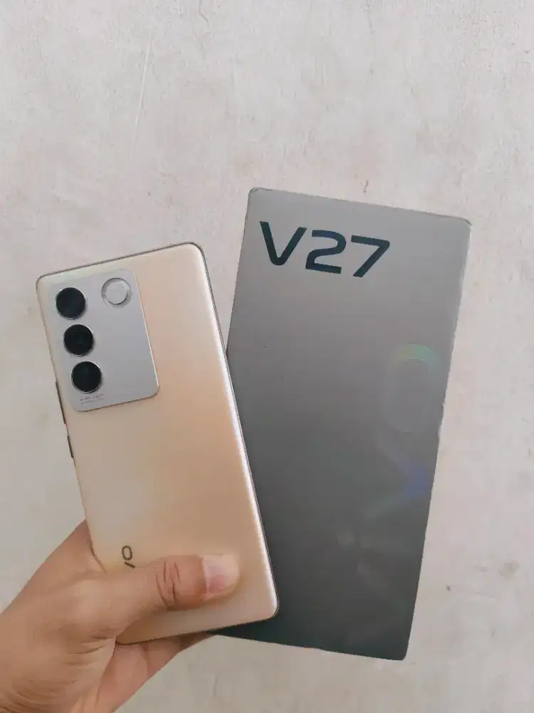 Vivo v27 5g 8/256GB