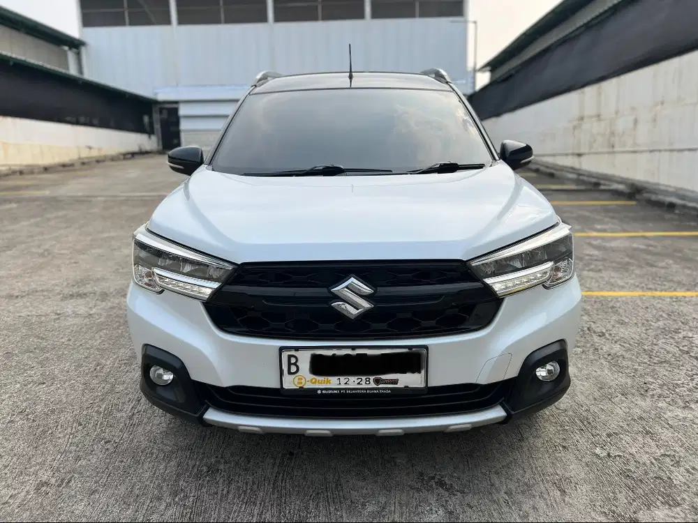 Suzuki XL7 alpha hybrid 2023
