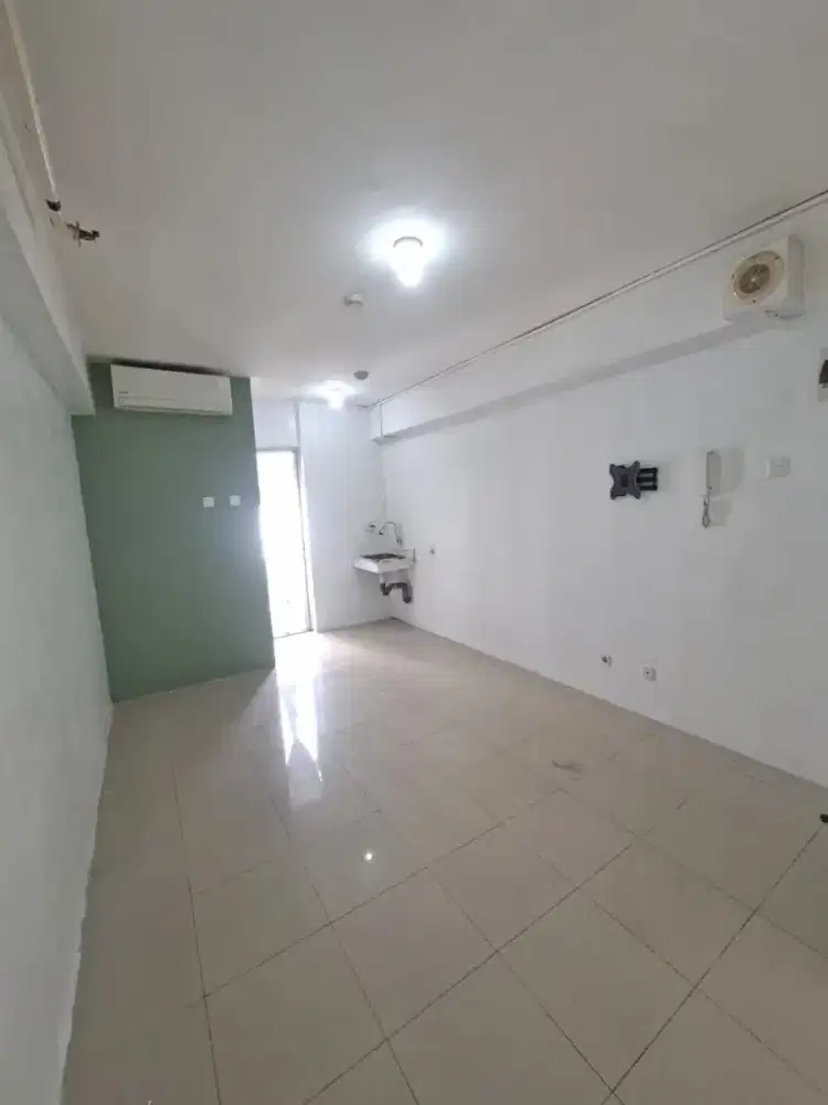 Studio Unfurnished Bagus Bersih Apartemen Bassura City