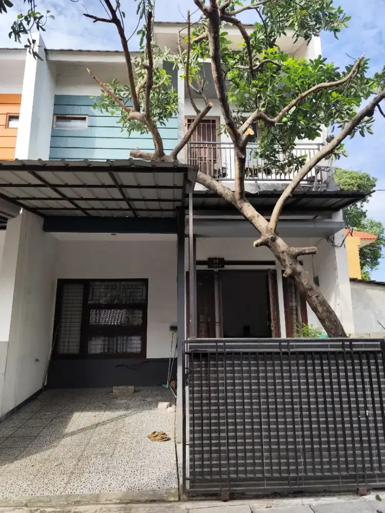 Disewakan rumah samping Universitas Indonesia,