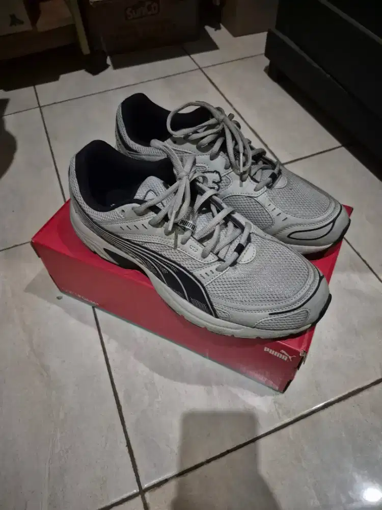 puma trainer axis navy grey size 44