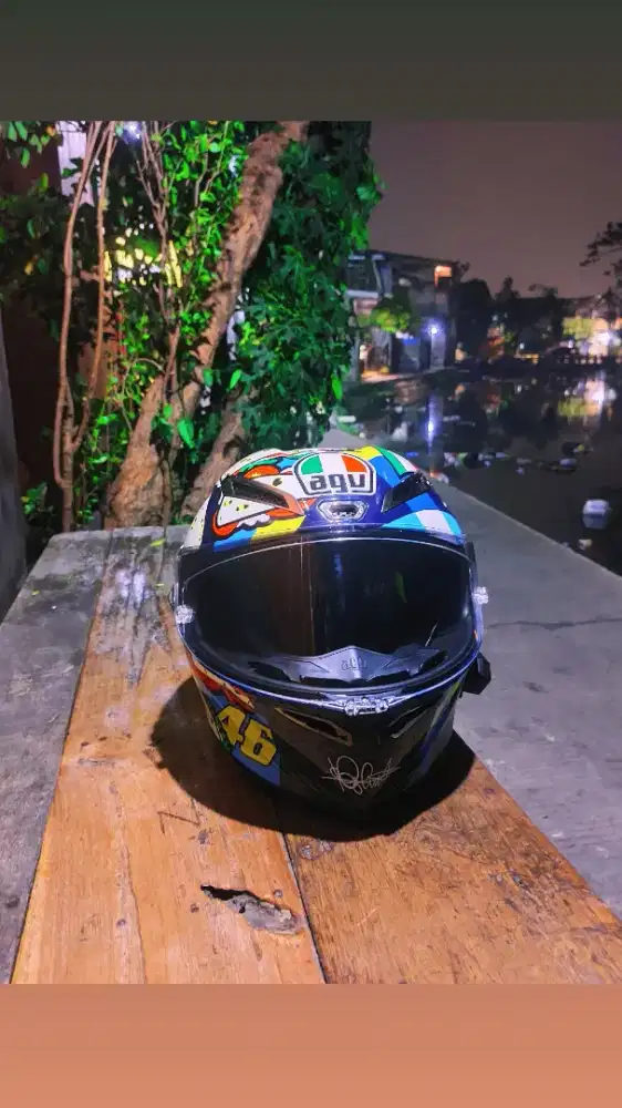 Helm agv pista gprr