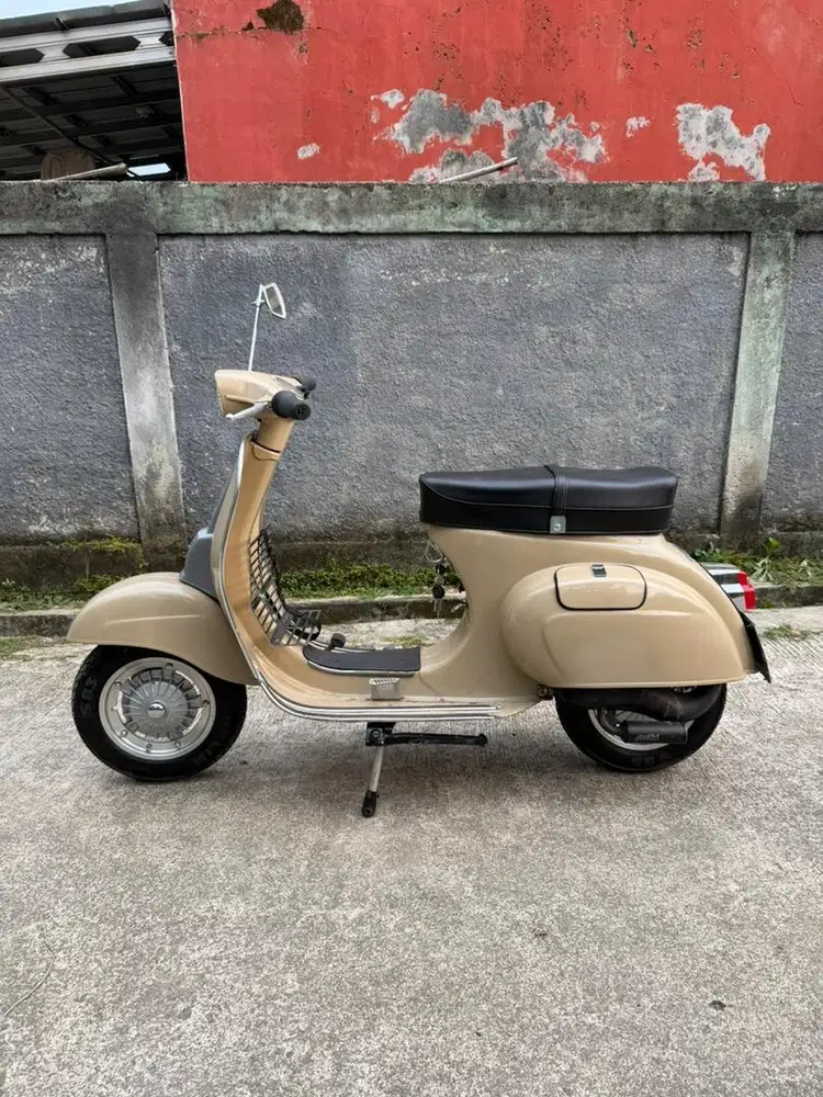 VESPA PTS 1977 COKLAT