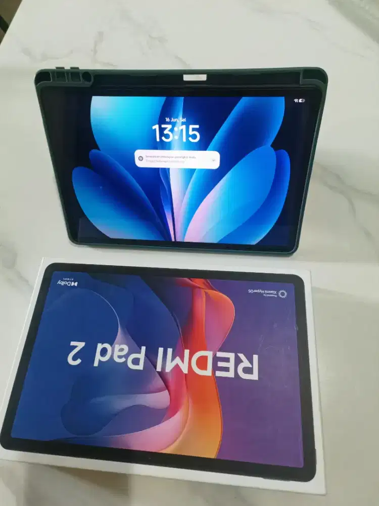 Redmi pad 2 ram 4/128 
Dus + charger