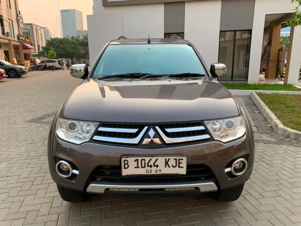MITSUBISHI PAJERO SPORT DAKAR AT 2013 / 2014