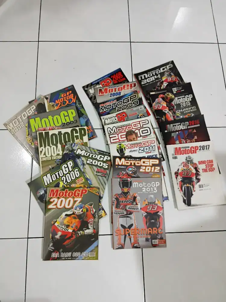 Buku koleksi motogp