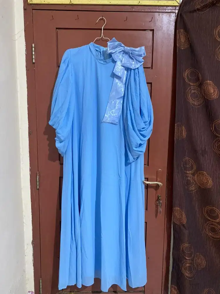 PRELOVED Gaun Pesta