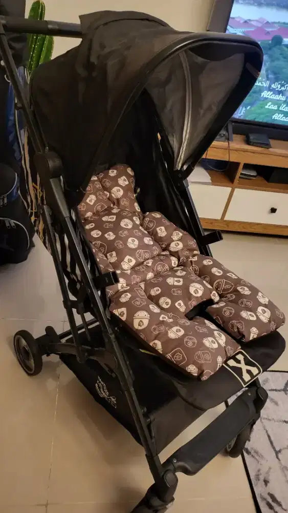 Dijual cepat stroller babydoes jarang digunakan