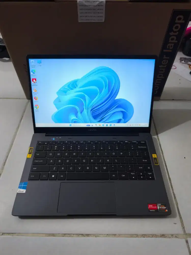 Advan Ryzen 5 -3500 ram 8gb DDR4 ssd 256gb