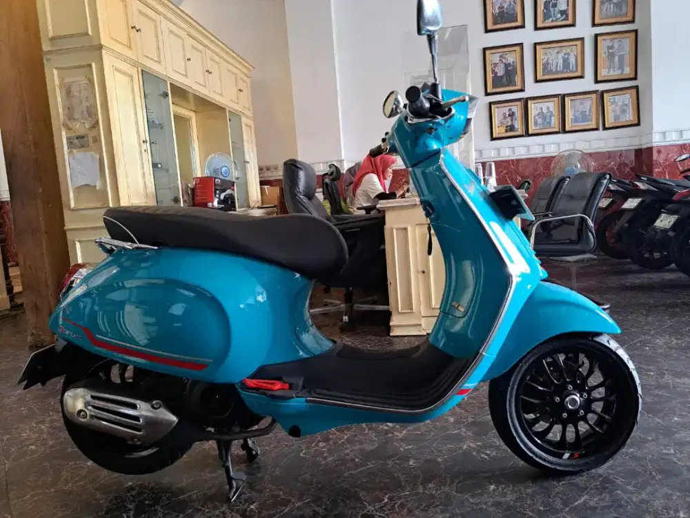 DP PROMO VESPA SPRINT 150S ABS 2023 KM.400 PERAK BISA TUKARTAMBAH