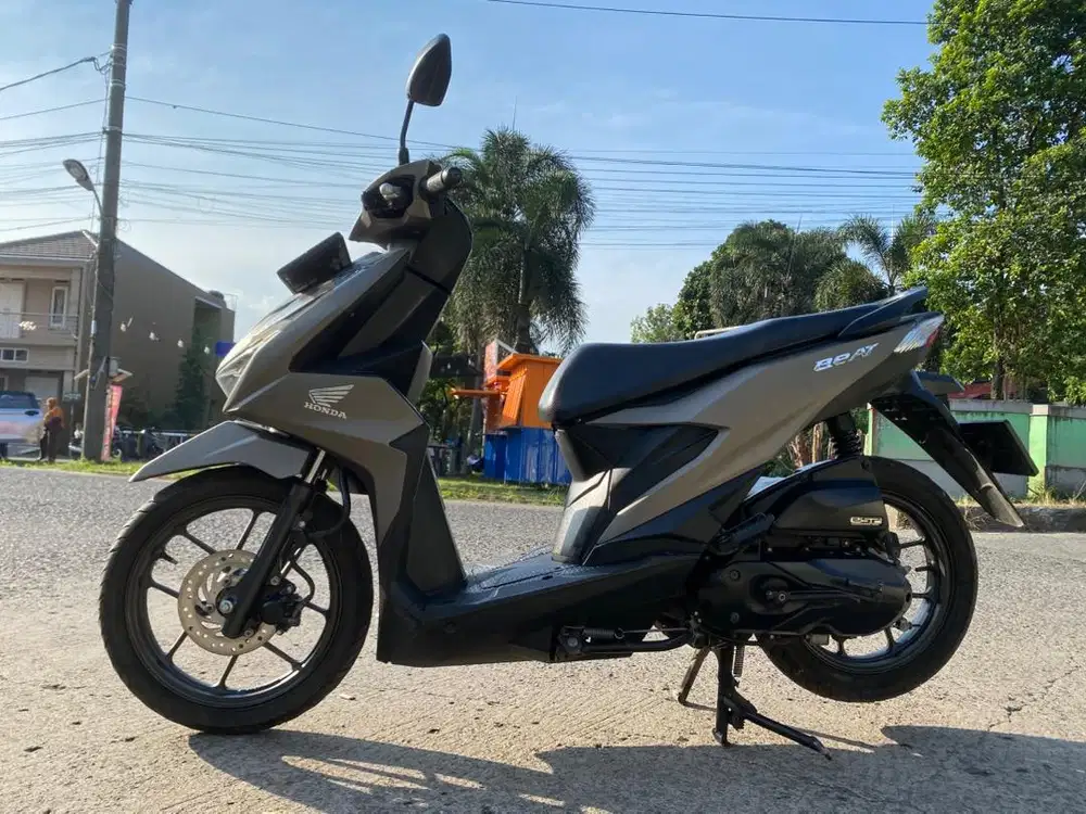 58@:DP:1JUTA DEPOK BEAT DLX CBS ISS2022