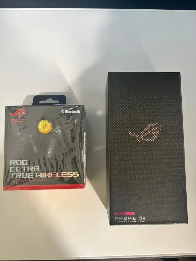 ASUS ROG Phone 5s 8/128 Fullset + Bonus ROG Cetra True Wireless