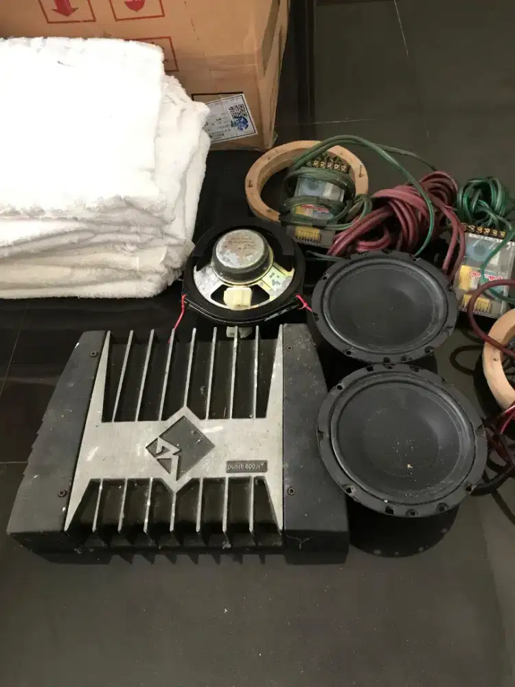 Amplifier Speaker Mobil