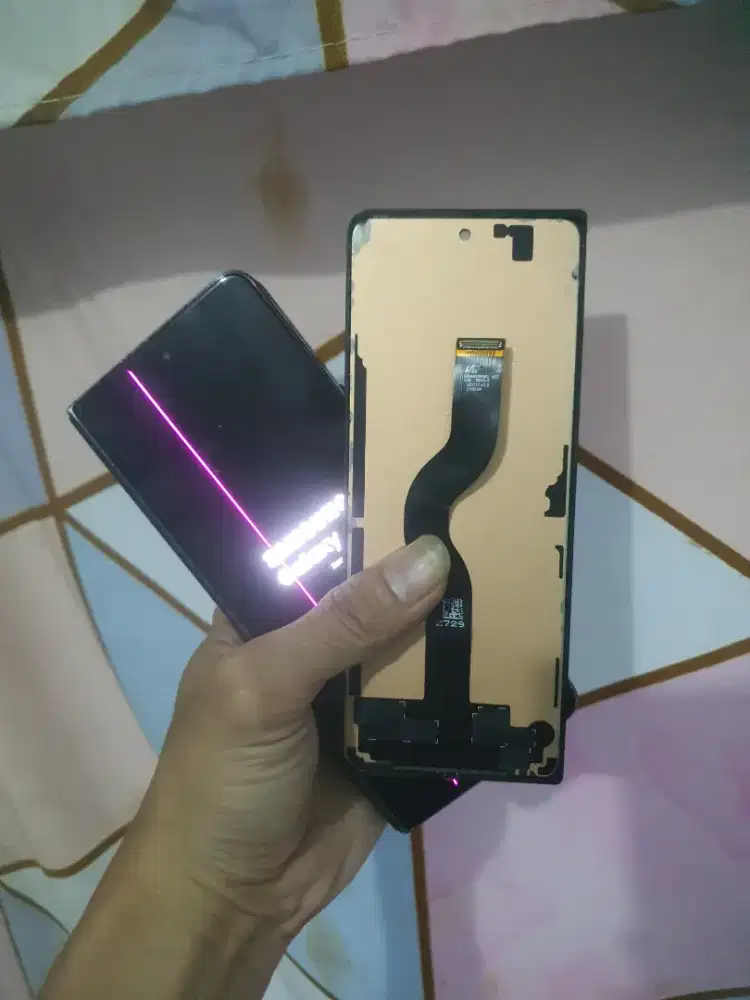Samsung Z Fold 4 Minus