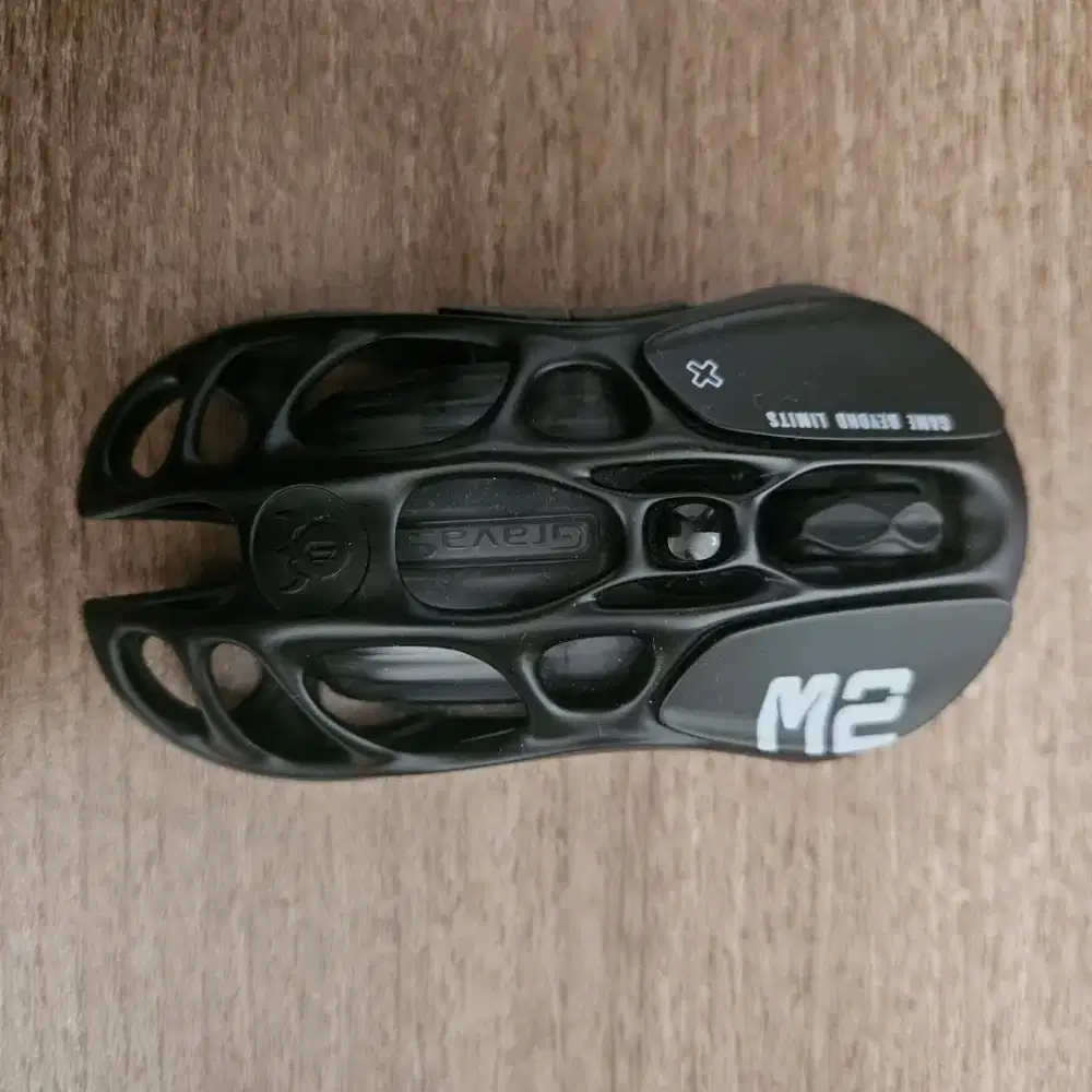Mouse GravaStar Mercury M2