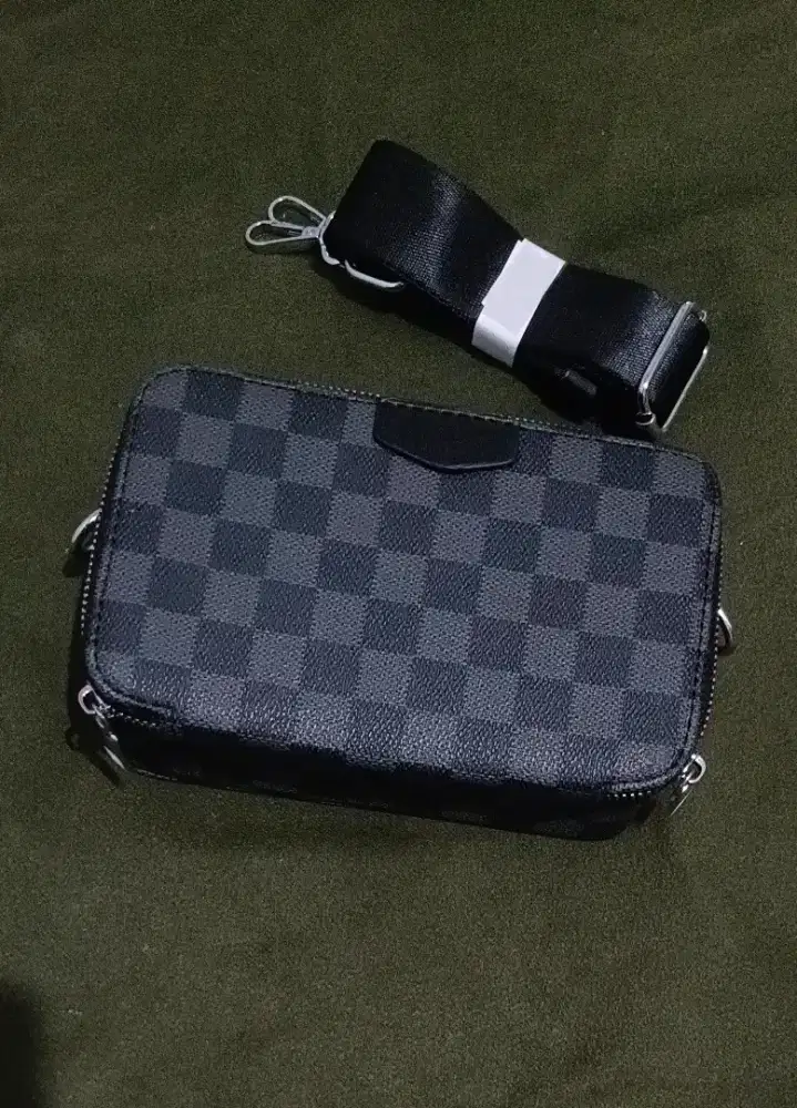 Handbag Tumi bahan kanvas