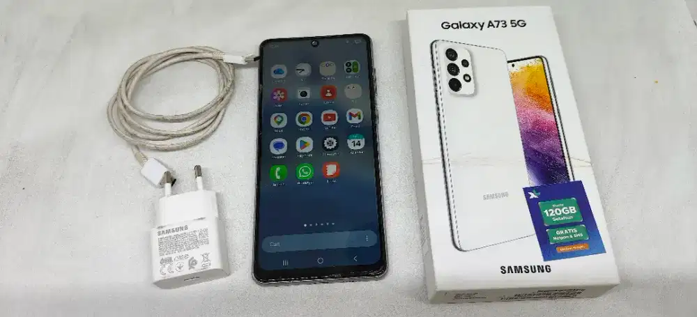 Handphone Samsung A73