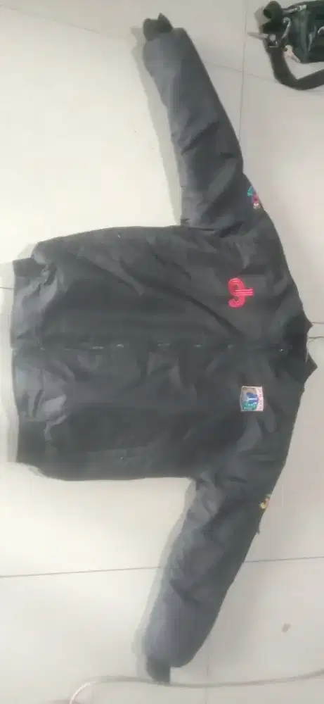 Jaket hitam event bahan tebal ukuran XXL