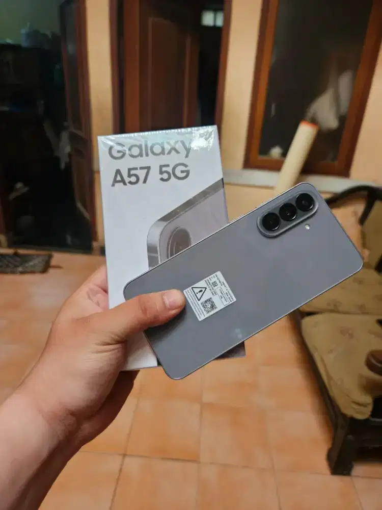 Samsung A57 5g 8/256gb