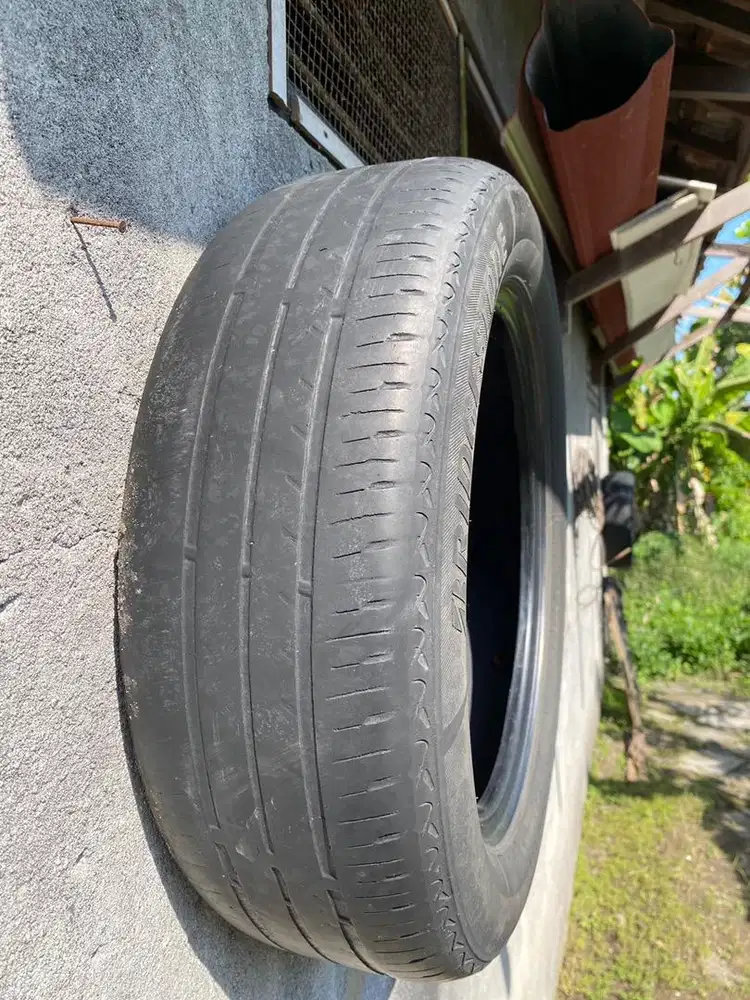 Ban Brisgestone R15