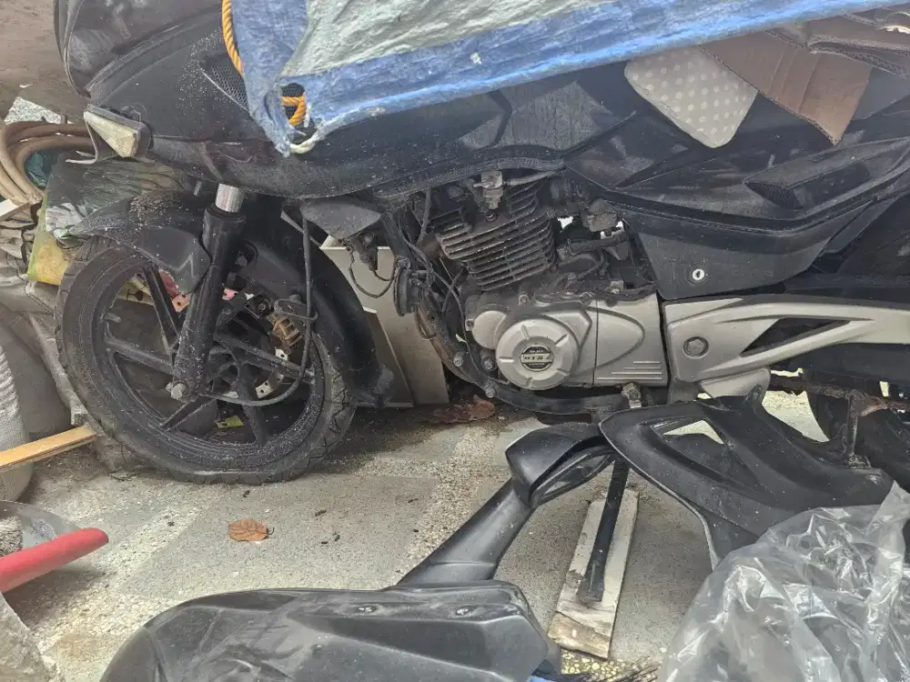 Di jual motor pulsar 220+ tambahan mesin pulsar 220