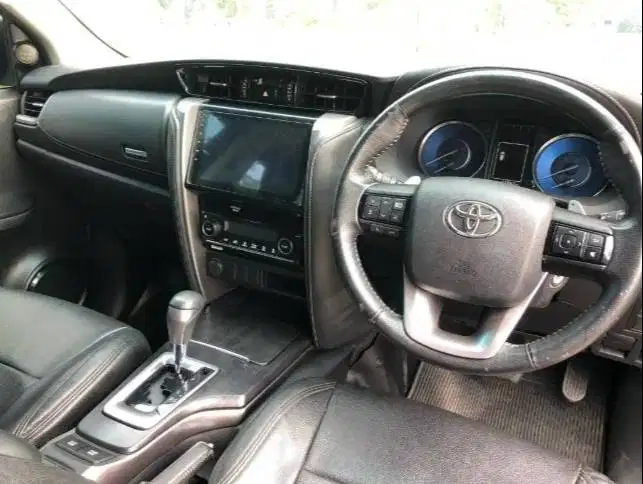 Toyota Fortuner 2.4 Diesel 2022