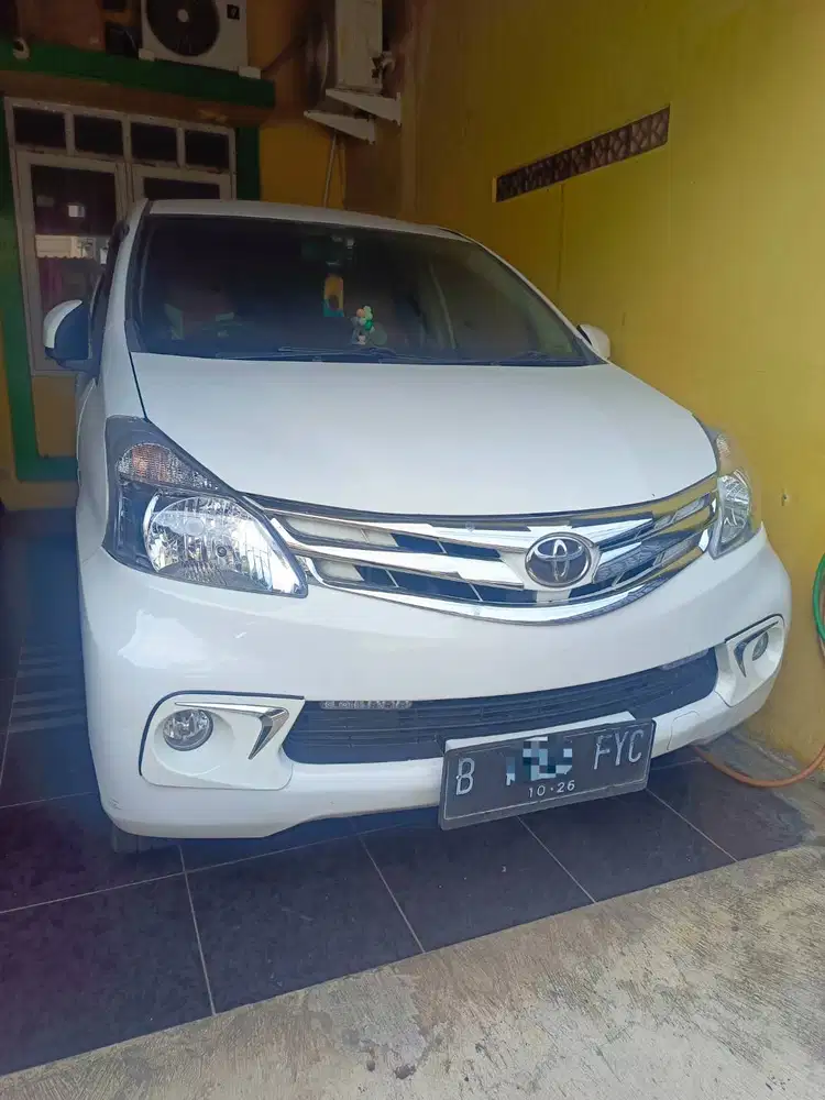 Toyota Avanza 2012 AT