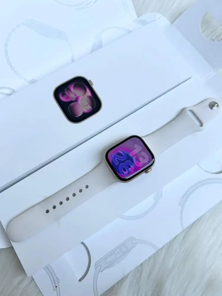Apple watch series 11 42mm rose gold, resmi iBox (like new)