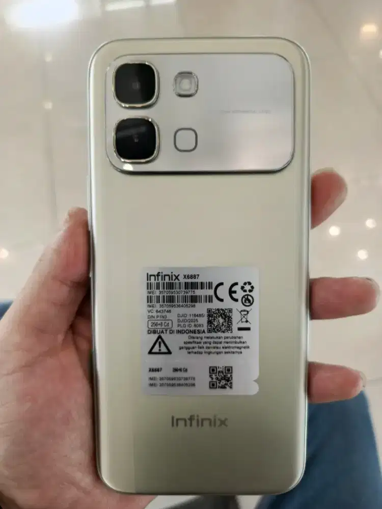 Infinix Note EDGE 5g Nfc ram 8/256 mulus dan masih garansi