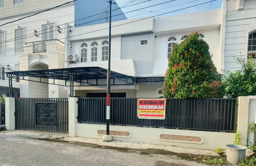 DISEWAKAN RUMAH TAMAN POLONIA MEDAN