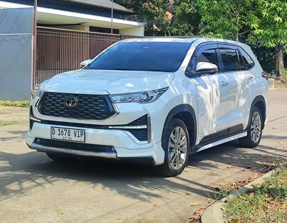 ZENIX Q MODELISTA TSS HV 2.0 AT 2025 LowKM 19rb RECORD TOYOTA BANDUNG