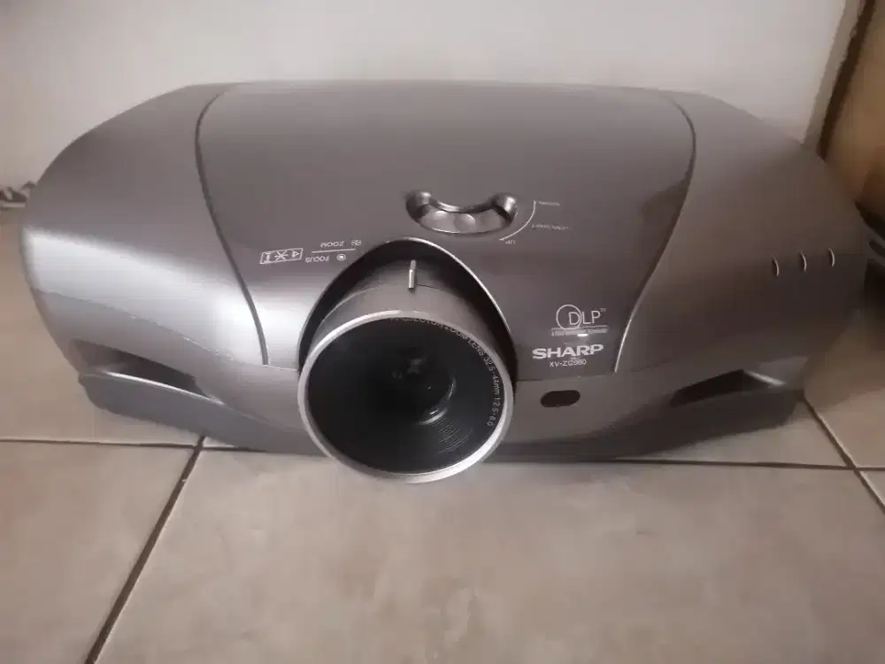 Home theater projector sharp minus no display