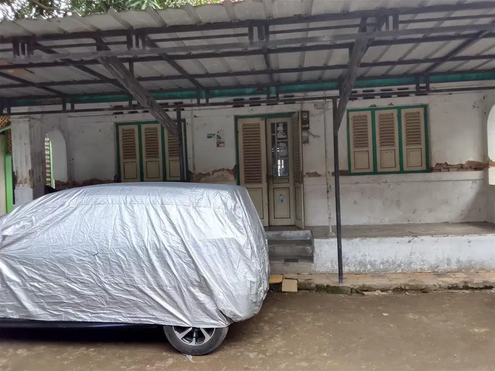 Dijual Rumah Luas Peninggalan Mbah