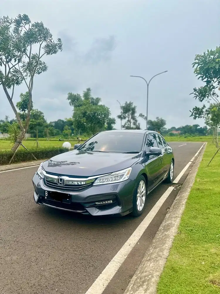 Dijual Honda Accord 2016 VTI-L