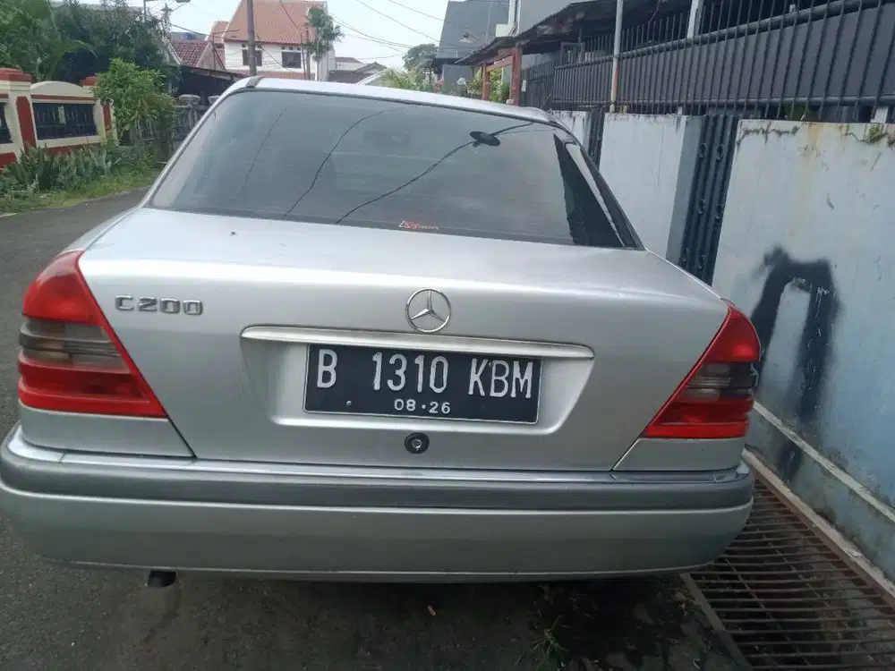 Jual mobil Mercedes