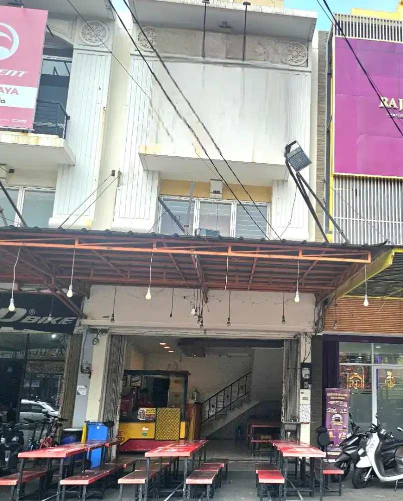 Ruko 3 lantai termurah jarang ada Bulevar hijau harapan indah bekasi