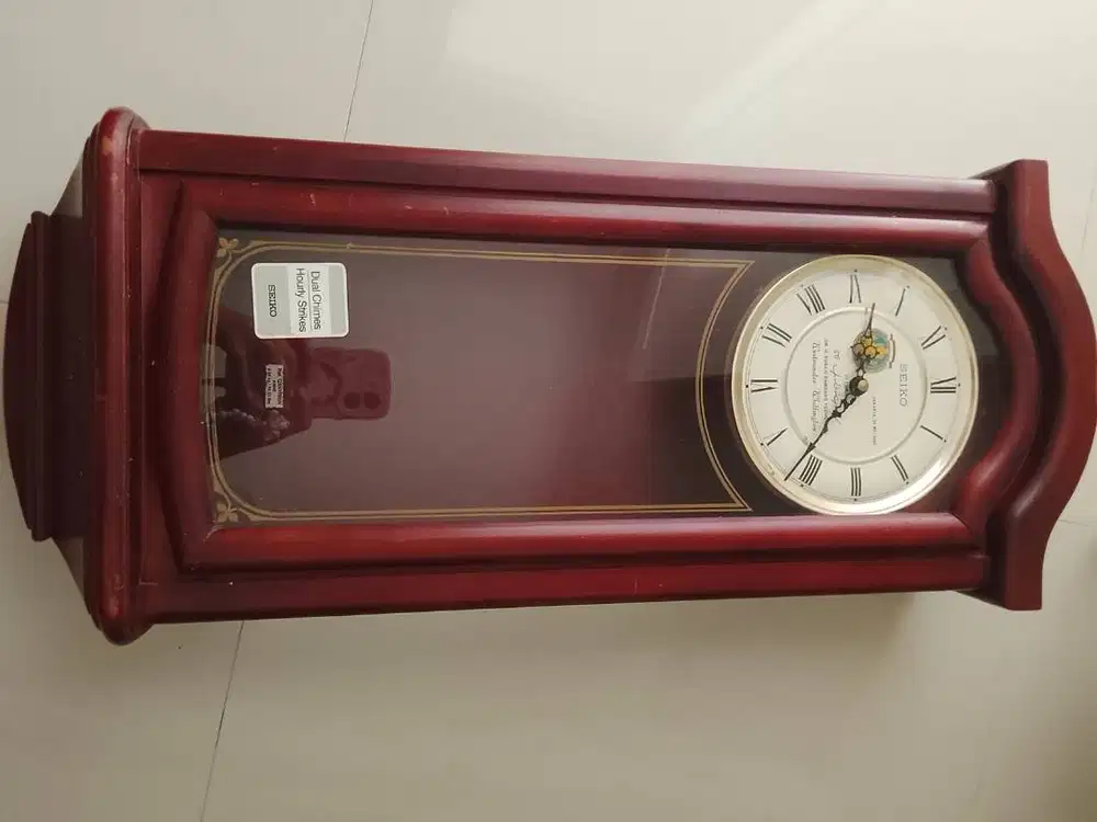 Jam dinding Seiko antik