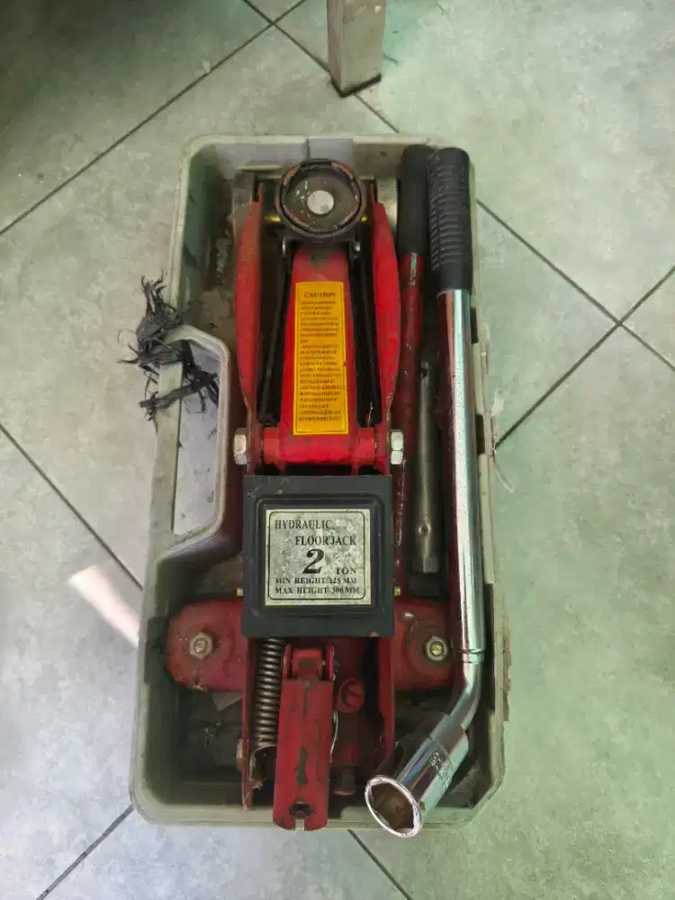 Dongkrak Hidrolik 2 TON