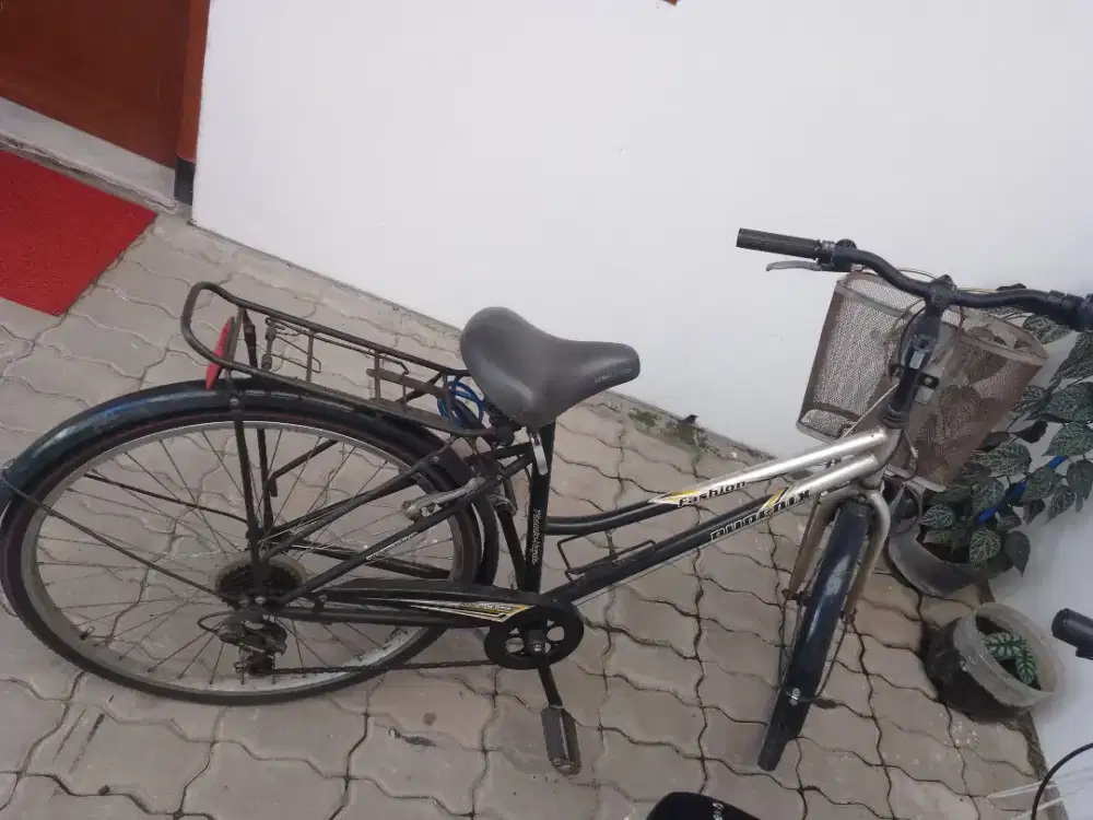Sepeda harian mantab