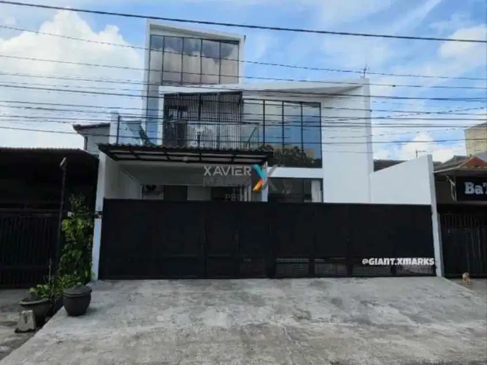 Rumah Modern furnished Estetik dekat Living Plaza Sawojajar Malang