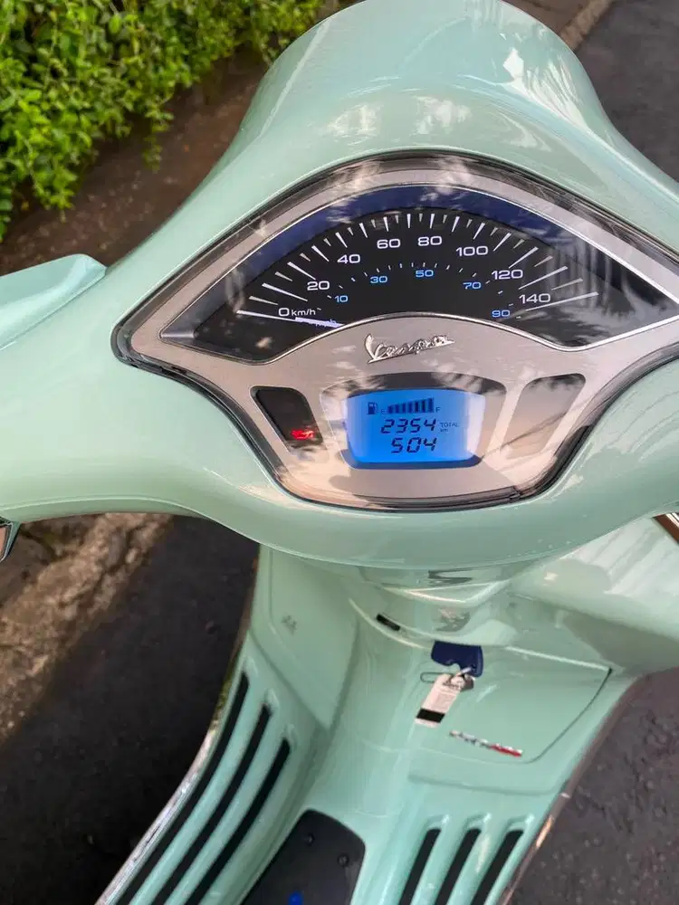 Vespa primavera 2023 low KM