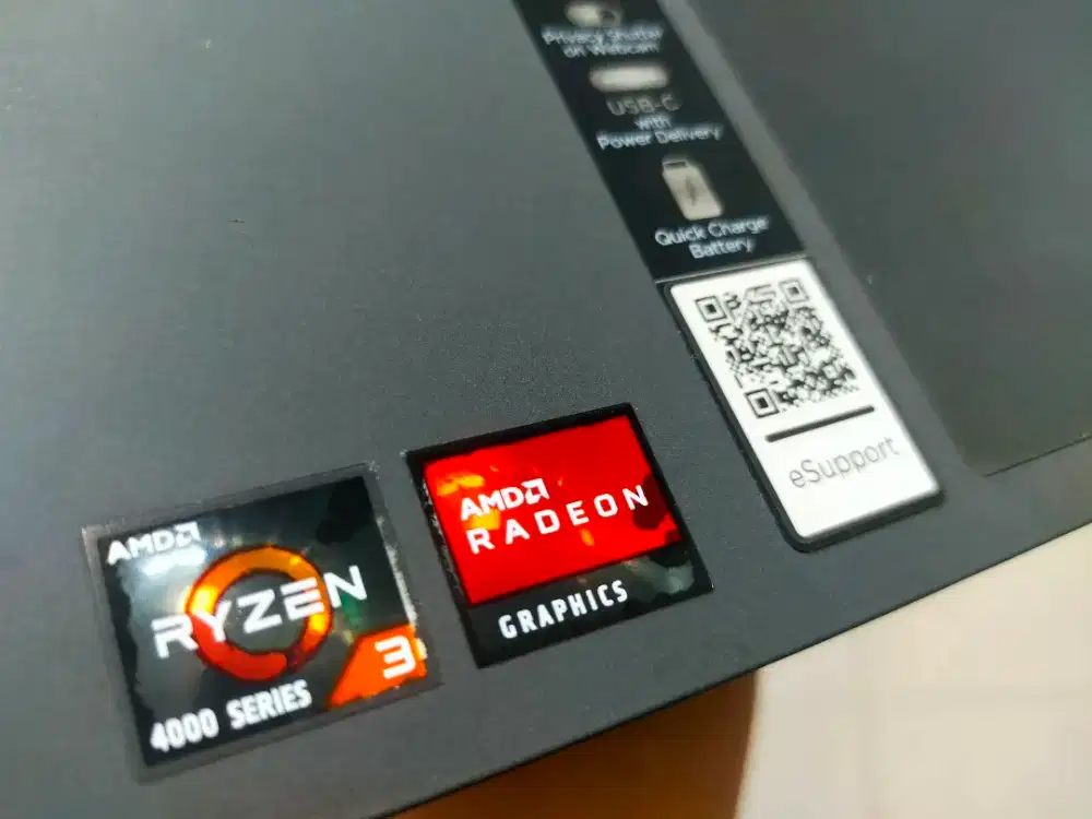 Dijual laptop Lenovo Ideapad 5 15ARE05 AMD Ryzen 3 ram 8GB SSD 512GB