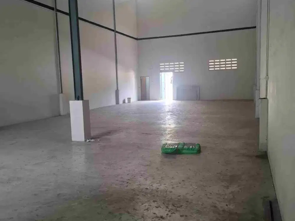 gudang baru akses kontainer kapuk pik jakarta barat